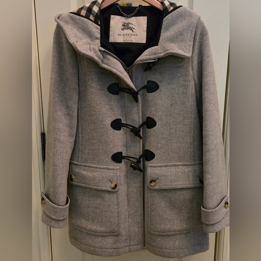 BURBERRY WOMANS WOOL HOODIE COAT